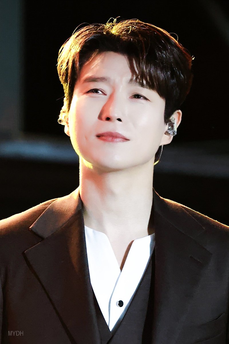 MyDooHoon's tweet image. 250425 포스코 K-노사문화 콘서트

-
그대는 참
아름다워요            
-

#배두훈 #BaeDooHoon
#포레스텔라 #Forestella