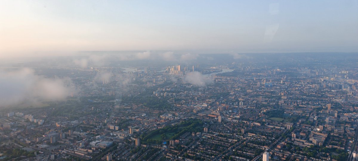 NPASLondon's tweet image. After a long night duty we were gifted with these glorious views. #pilotsglory