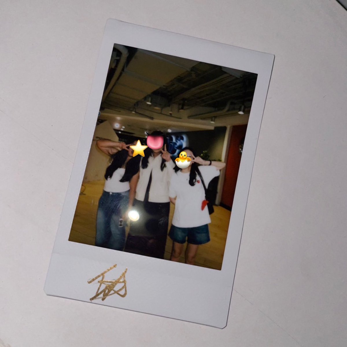 ⁑ ꒰ ࣪. ( paraeee ) . ꒱ tweet media