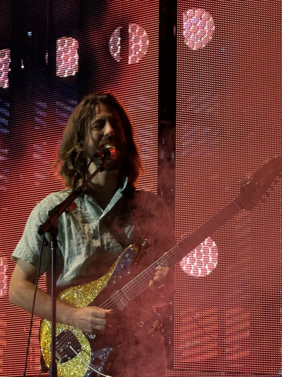 Happy birthday Wayne!!! Wishing you a day filled with epic riffs, smooth solos, and the kind of rhythm that makes life unforgettable. Your talent doesn’t just play notes—it tells stories, inspires hearts, and brings people together.