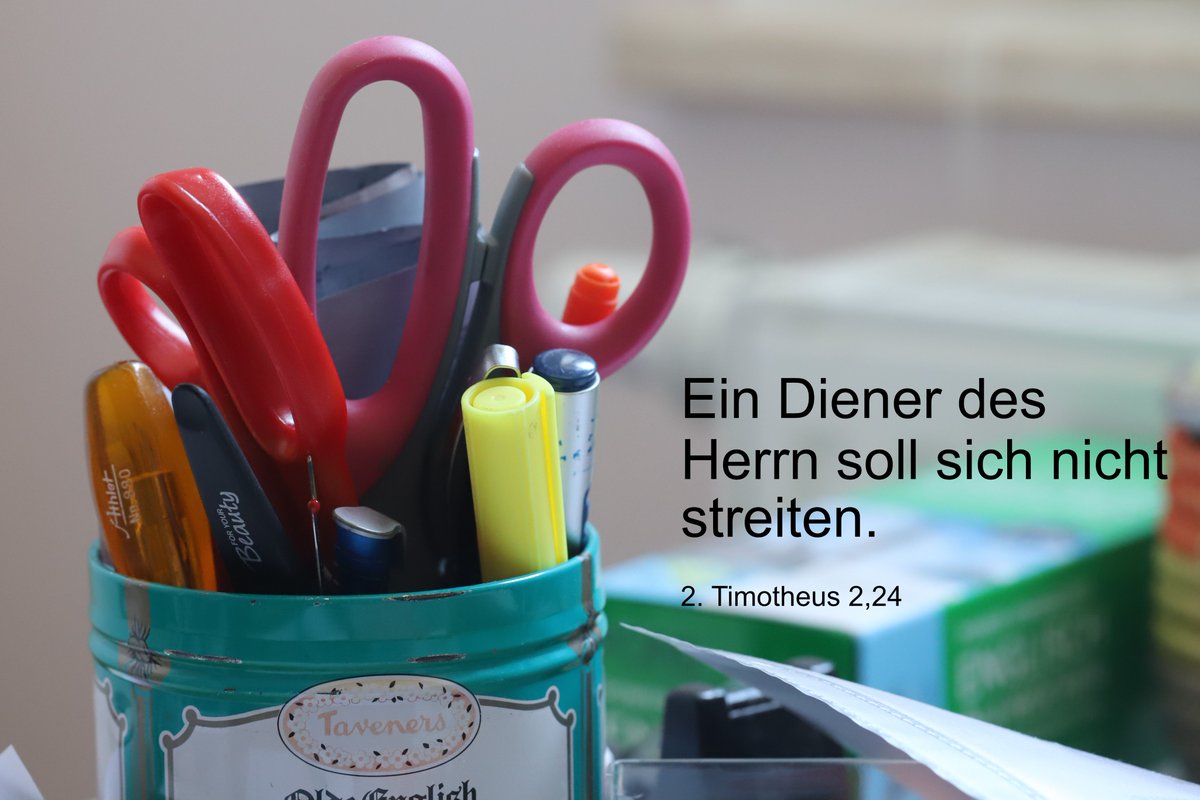 bible_mcmimimi's tweet photo. Ein Diener des Herrn lerne, so zu streiten, dass niemand verletzt wird.
Guten Morgen miteinander! Der Tag, er sei euch gesegnet. https://t.co/cKccUvGo8l