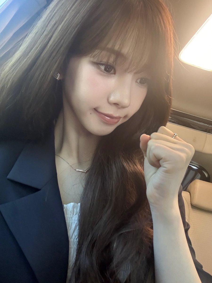 patamaii's tweet image. ฮืออออออ น่ารักมาก พี่น่าถ่ายก่อนไปงานแต่งพี่สาว เป็นรูปถ่ายตอนสัญญากับตัวเองว่าจะไม่ร้องไห้ ฮึบ 💪🏻😭😭😭😭😭😭