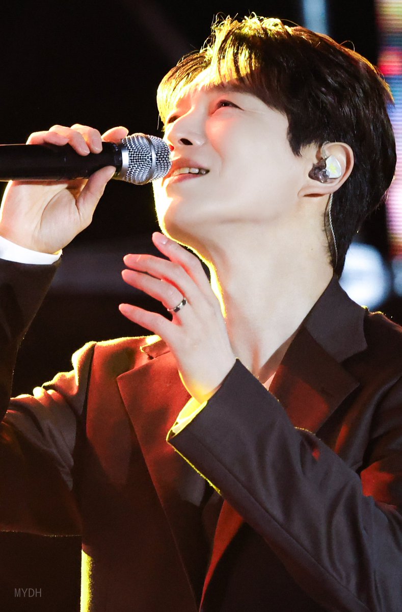 MyDooHoon's tweet image. 250425 포스코 K-노사문화 콘서트

-

 *˚̩͙*‧₊𝐆𝐋𝐎𝐑𝐘₊̊‧*˚̩͙*

-

#배두훈 #BaeDooHoon
#포레스텔라 #Forestella