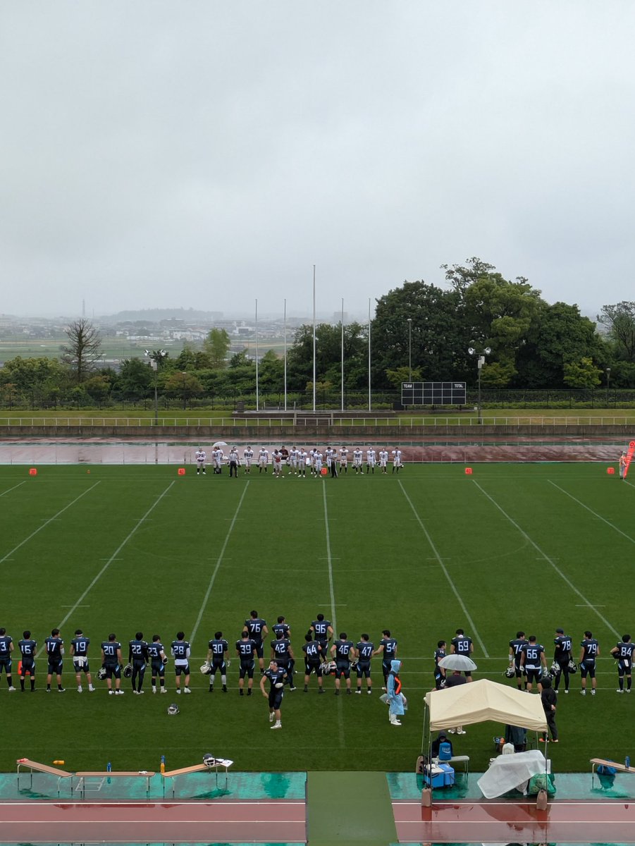 まもまくKICKOFF
雨に降られる