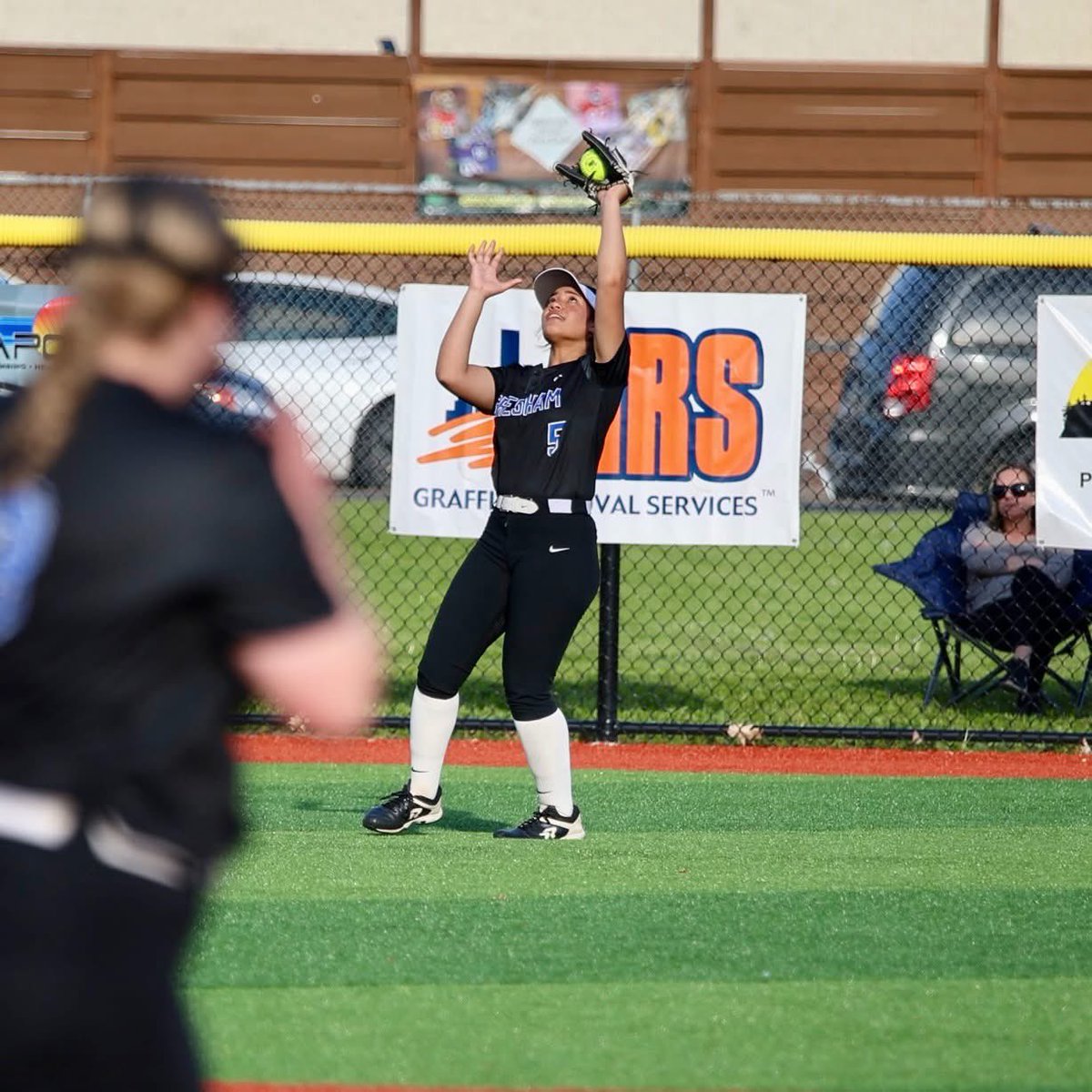 Maddy_saga08's tweet image. I'm honored to be named OSAA Athlete of the Week. #grateful 🥎💙#greshamHighschoolJuniorSeason