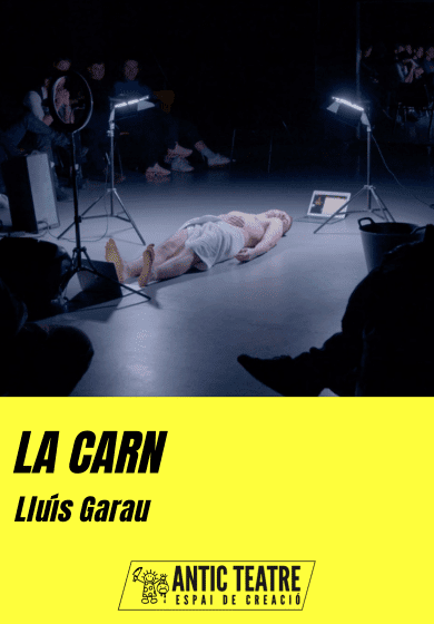 Adam Martín 🏳️🌈 (@adammartin_73) on Twitter photo A 'La carn', <a href="/lluisgarauu/">Lluís Garau</a> contrasta la bellesa del cos i la dansa amb la tristesa de la soledat parapetada darrera d'una càmera d'Onlyfans.
Una peça on un 'jo' turmentat es buida en molts Altres a l'altra banda de la càmera.
El més terrible és la realitat que amaga la ficció. A 'La carn', <a href="/lluisgarauu/">Lluís Garau</a> contrasta la bellesa del cos i la dansa amb la tristesa de la soledat parapetada darrera d'una càmera d'Onlyfans.
Una peça on un 'jo' turmentat es buida en molts Altres a l'altra banda de la càmera.
El més terrible és la realitat que amaga la ficció.
