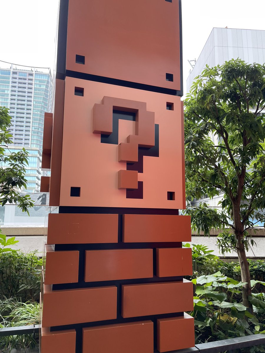 ドットマリオ像もさることながら柱のデザインに感動したわ🥹
#NintendoTOKYO