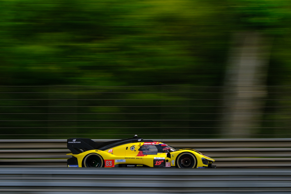 🕗 Le Mans 24H, Hour 17: Ferrari Contention At The Front

➡ dailysportscar.com/2025/06/15/le-…

#LeMans24 #WEC