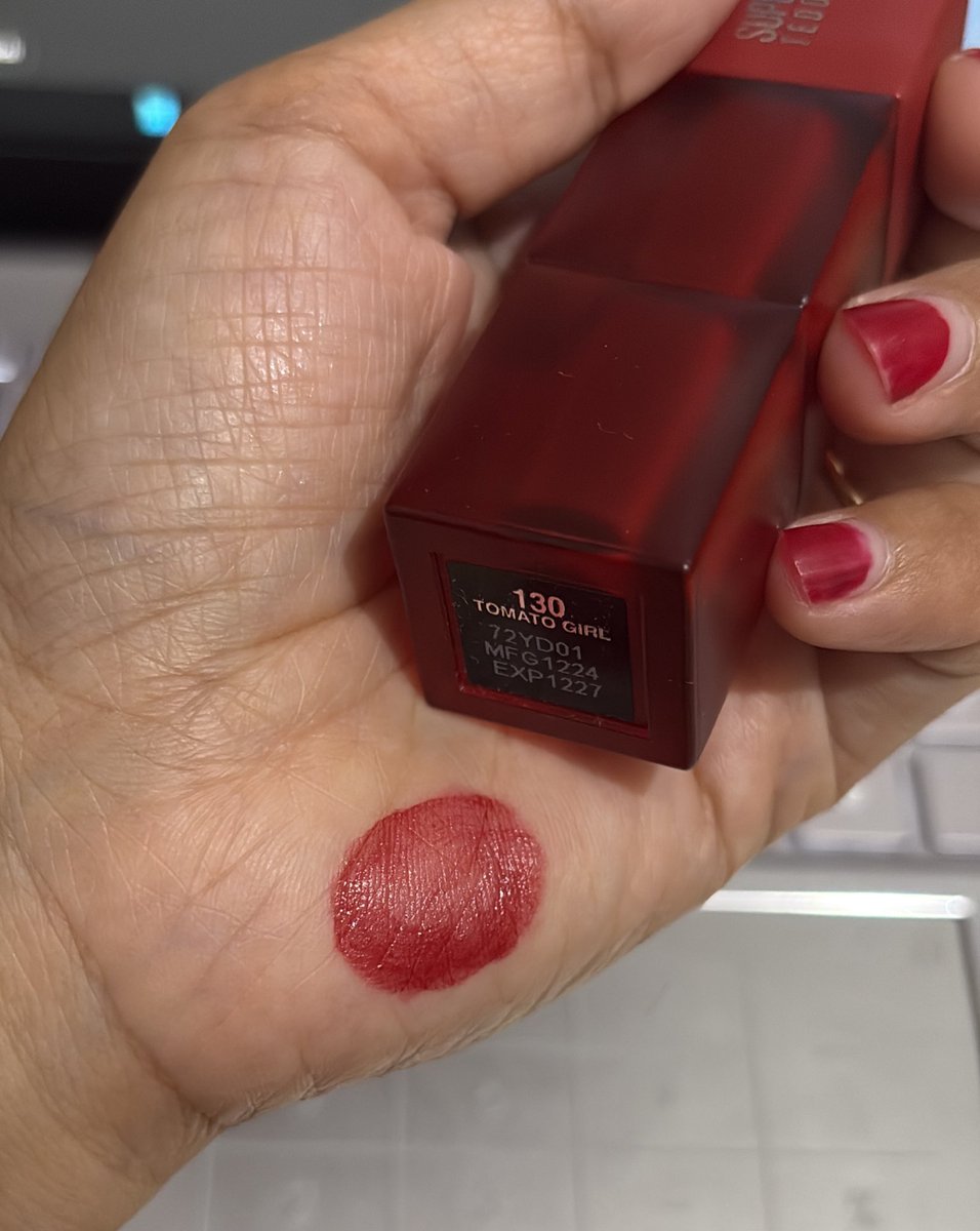 🧕🏻 kumis tipis tweet media