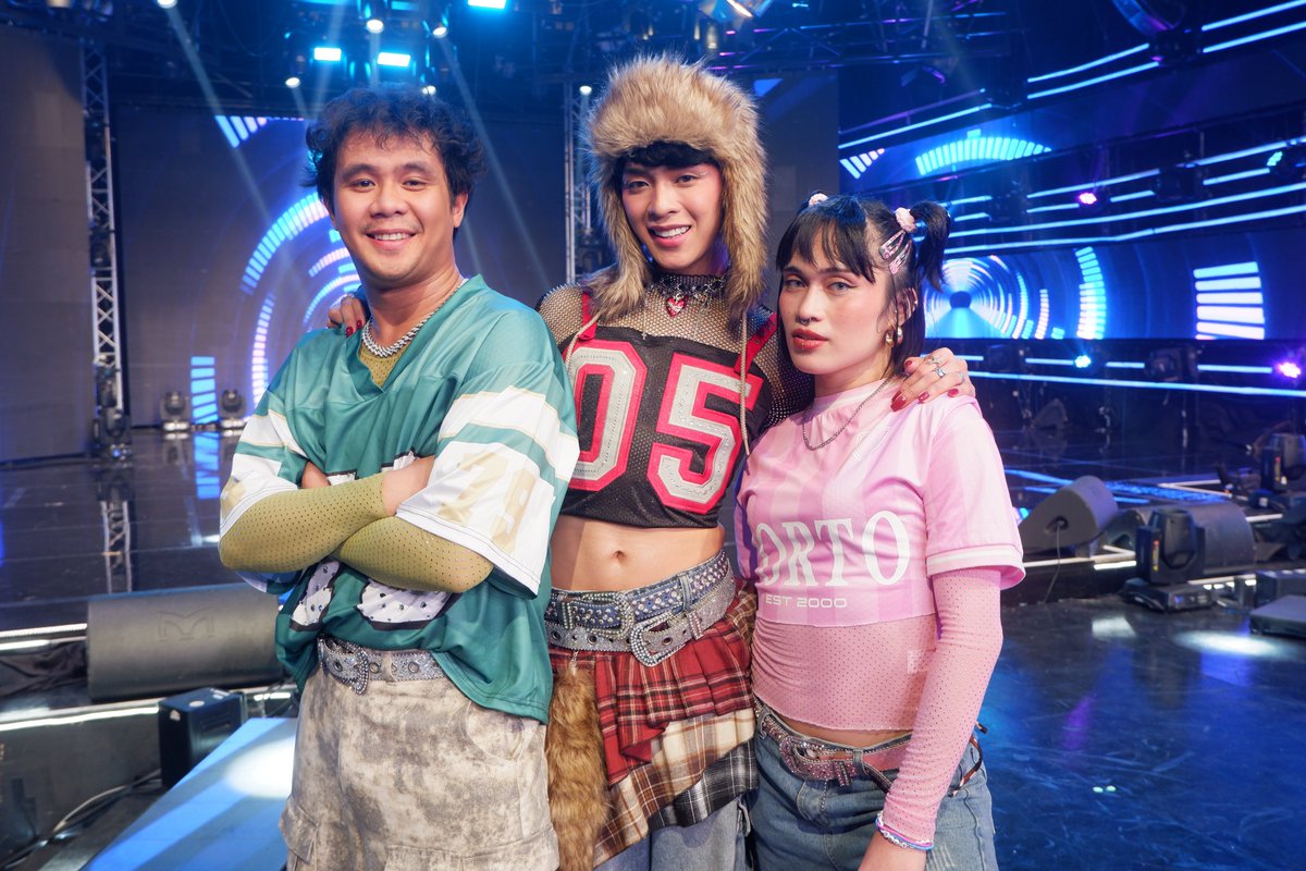 ofc_iwant's tweet photo. THEY SERVED!!! 🔥🔥🔥
Thank you,@ASAPOfficial  &amp; @iwantasapofc! And thank you, LAFS Squad for tuning in! 😘

We're serving you more dahil mapapanood nyo na ang #LoveAtFirstSpike this JUNE 20, 8PM (PHT) on iWant! https://t.co/MvMiTdrAy2
