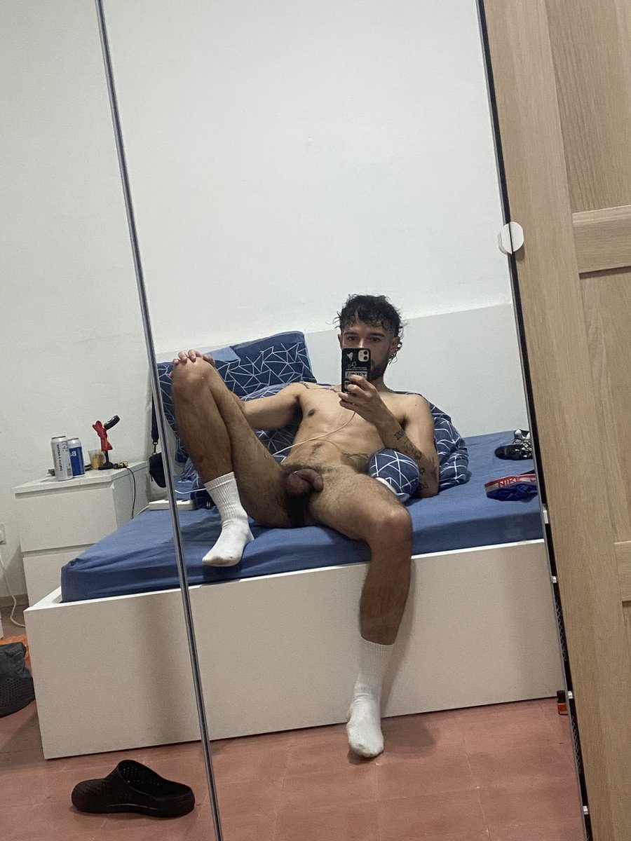 Chilling at home 😏