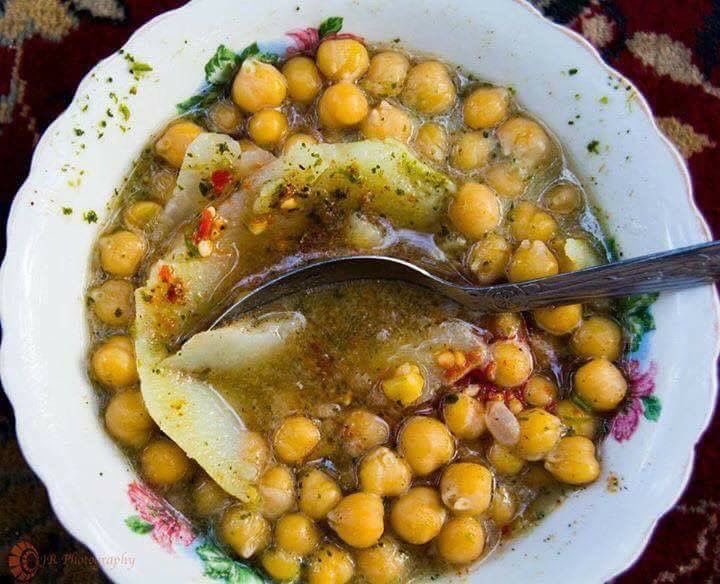SaraNesar's tweet photo. using only food to tell you where I grew up! https://t.co/uW6aOTIjah