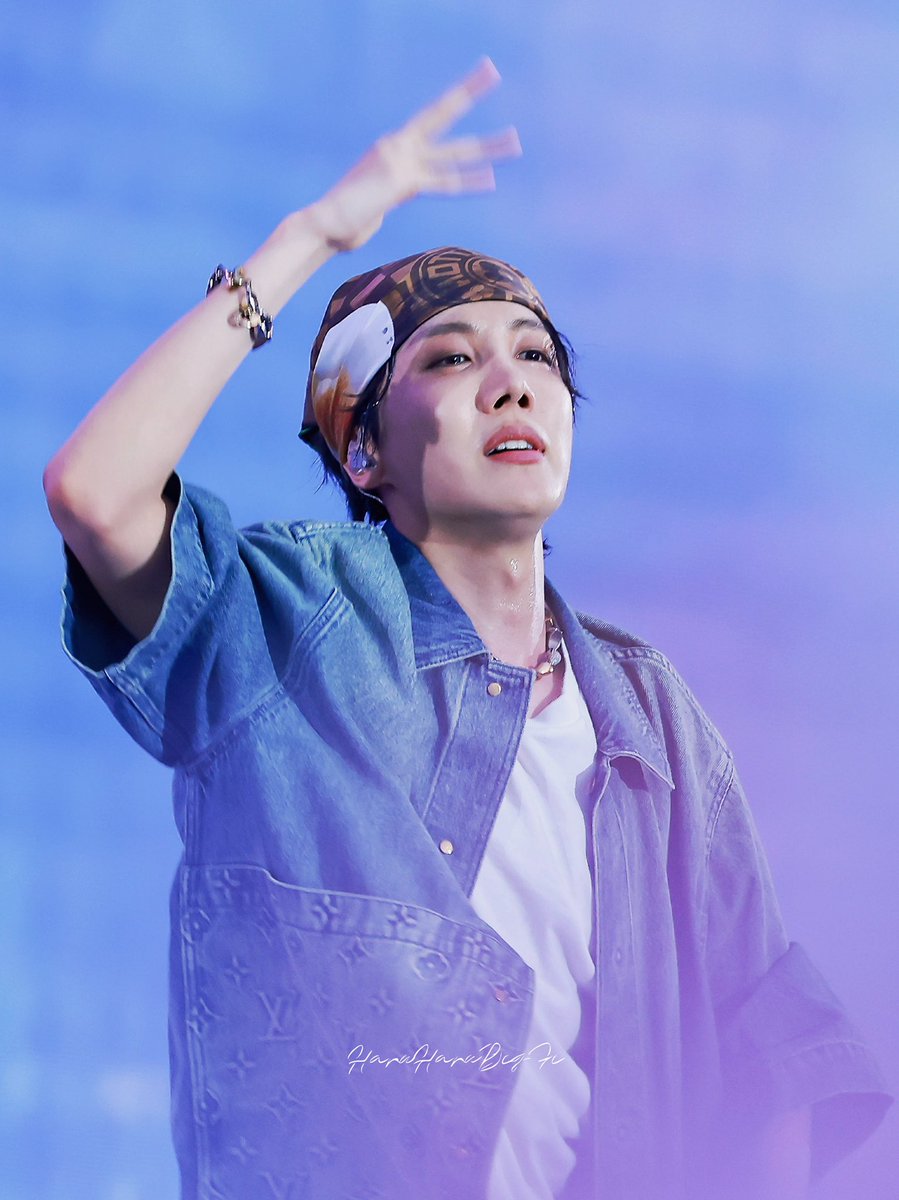 250614 #Hope_On_the_Stage Final 

#HOPE_ON_THE_STAGE_TOUR_FINAL 
#제이홉 #JHOPE #정호석
#BTS #방탄소년단 <a href="/BTS_twt/">방탄소년단</a>