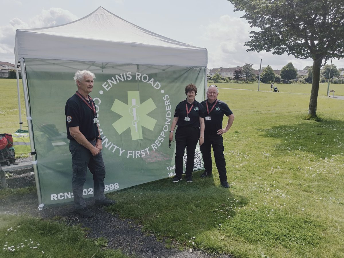 Providing first aid cover at the JFK Run in the Park. Proud to support our local schools! 🚑🏃‍♂️ #EnnisRoadCFR #CommunitySupport