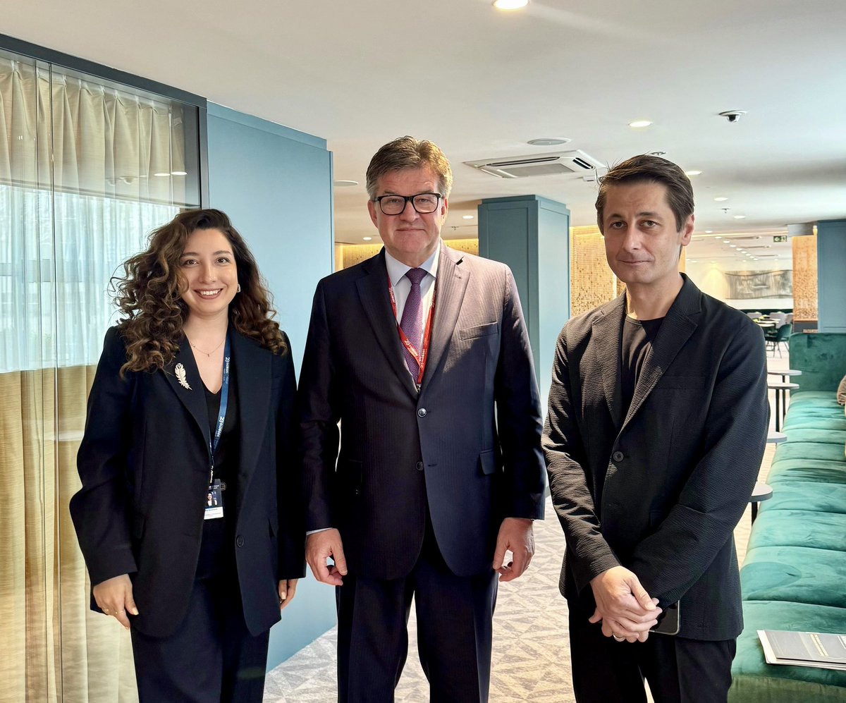 Nizami Ganjavi International Center - NGIC (@nizamiganjaviic) on Twitter photo On the sidelines of the <a href="/GLOBSEC/">GLOBSEC</a> Forum 2025 , Secretary-General <a href="/RovshanMuradov/">Rovshan Muradov</a> and Deputy Secretary-General <a href="/ilaheibrahimli/">ilaha ibrahimli</a> met with <a href="/MiroslavLajcak/">Miroslav Lajčák</a> , Former Minister of Foreign and European Affairs of #Slovakia On the sidelines of the <a href="/GLOBSEC/">GLOBSEC</a> Forum 2025 , Secretary-General <a href="/RovshanMuradov/">Rovshan Muradov</a> and Deputy Secretary-General <a href="/ilaheibrahimli/">ilaha ibrahimli</a> met with <a href="/MiroslavLajcak/">Miroslav Lajčák</a> , Former Minister of Foreign and European Affairs of #Slovakia