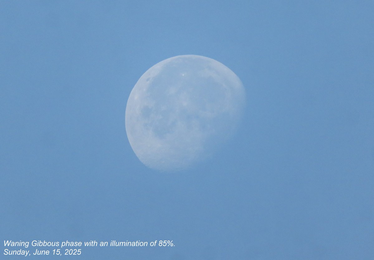 قمر الصباح في طور الأحدب المتناقص بنسبة إضاءة 85٪.
الأحد 19 من ذو الحجة 1446 هجرية الموافق لـ 15 يونيو 2025
Waning Gibbous phase with an illumination of 85%.
Sunday, June 15, 2025
