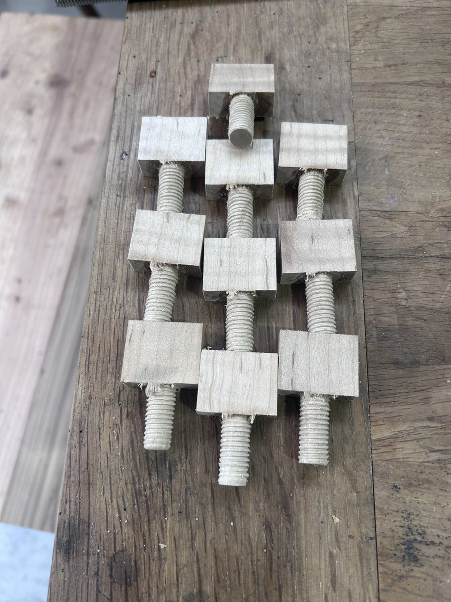 木ねじは楽に作れるようになった😁