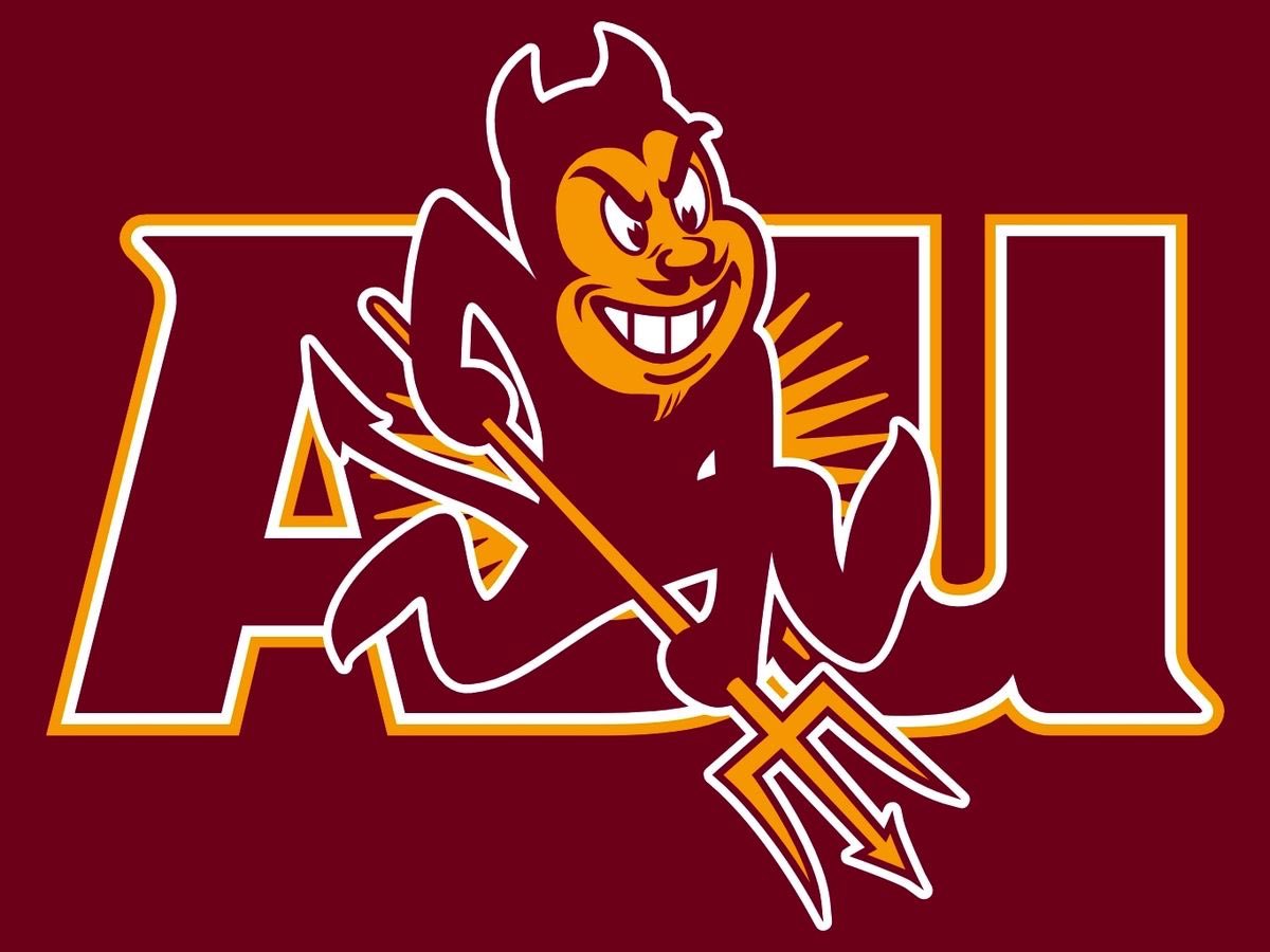 Greedyjames7's tweet image. Blessed to receive an offer from Arizona State University. @ballcoachLee @KennyDillingham @DemetricDWarren @CraigHaubert @TheUCReport @TomLuginbill @Jalil_Johnson21 @CoachKirkMartin @jeffries_jacob @HokaHeyFootball @jackson_dip @BenjaminGolan @MikeRoach247 @CAT_TAKEOVER…
