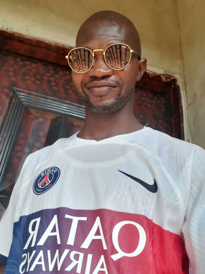 DayoJohn13's tweet photo. If u ve business idea just dm ok https://t.co/nmB9ZWoUoV