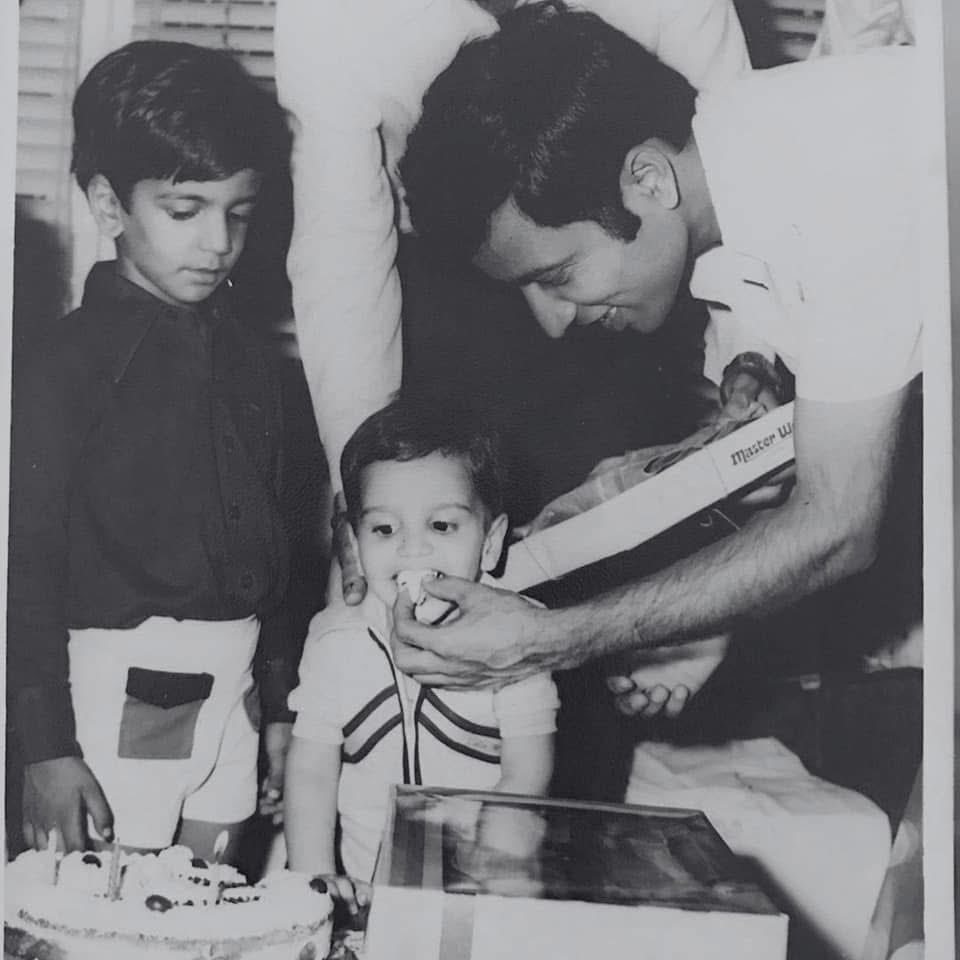 From playing with your father to being their friend, we all grew up! ❤️

We don’t say it often but I always love you 🥰 

#happyfathersday #FathersDay #father #fatherhood #childhood #chef #cheflife #ChefKunalKapur #papa #daddy #dadlife #chefstable #friends #friend