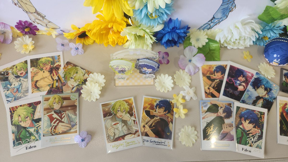 xiuseok's tweet photo. had so much fun today! thanks for hosting @eve_cupsleeve 💚 https://t.co/mubah1O6Kc