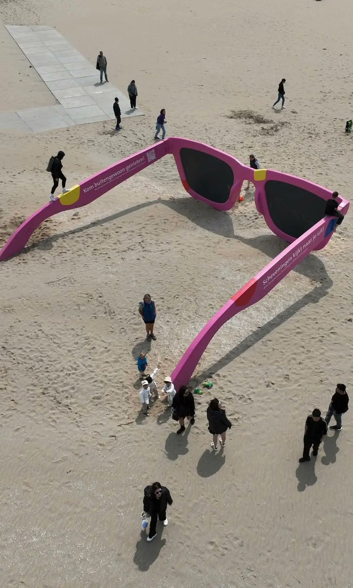 korte_rita's tweet photo. @captsingh Happy Sunday Captain 😘
#sunglasses #beach #scheveingen https://t.co/sOnF0iOyqU