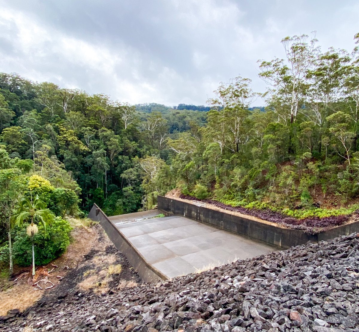 Baroon Pocket Dam is no longer spilling excess water. Details bit.ly/1dPqmtc