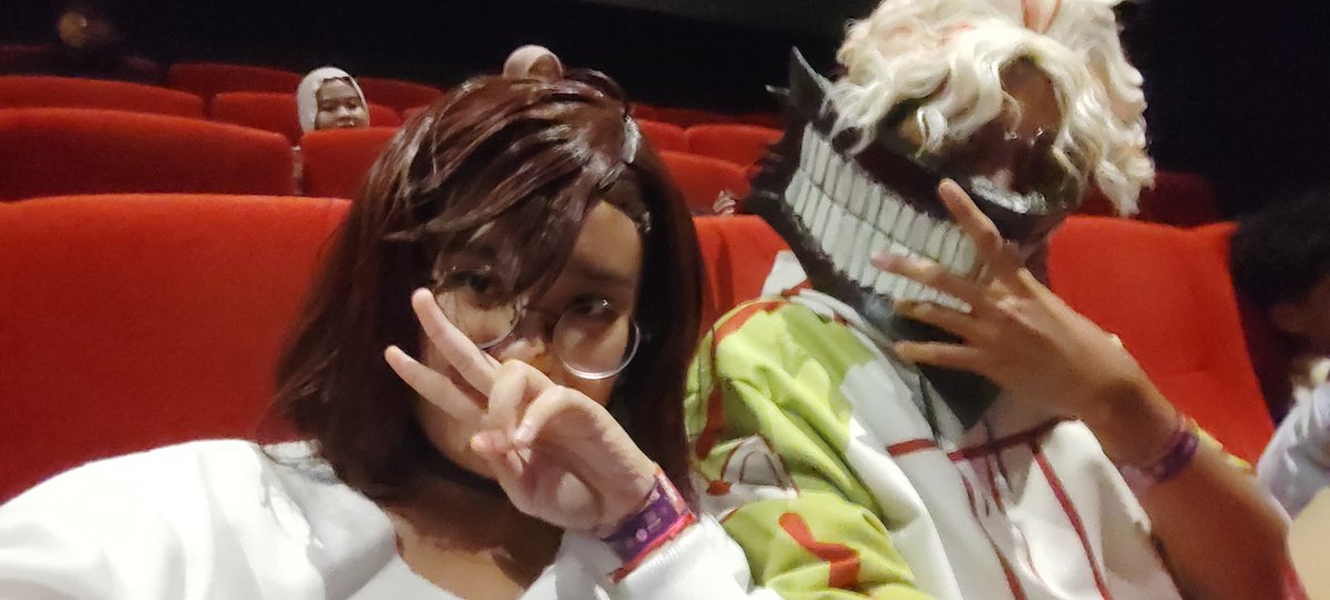 JUST WATCHED THE DANDADAN MOVIE YESTERDAY WITH MY FRIEND! yippeeeeeee it was fun 😊