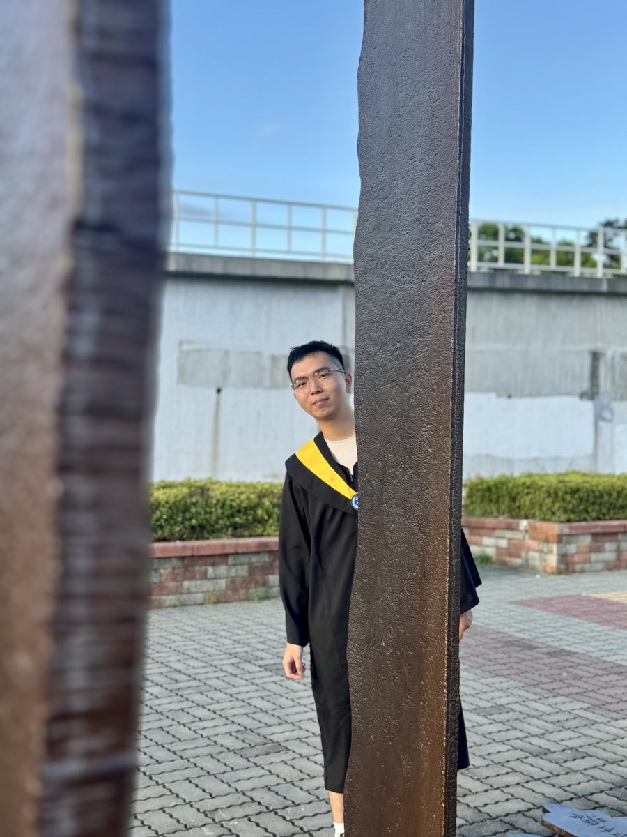 Matt180180's tweet photo. 畢業🎓 https://t.co/KxbS1RqzGG