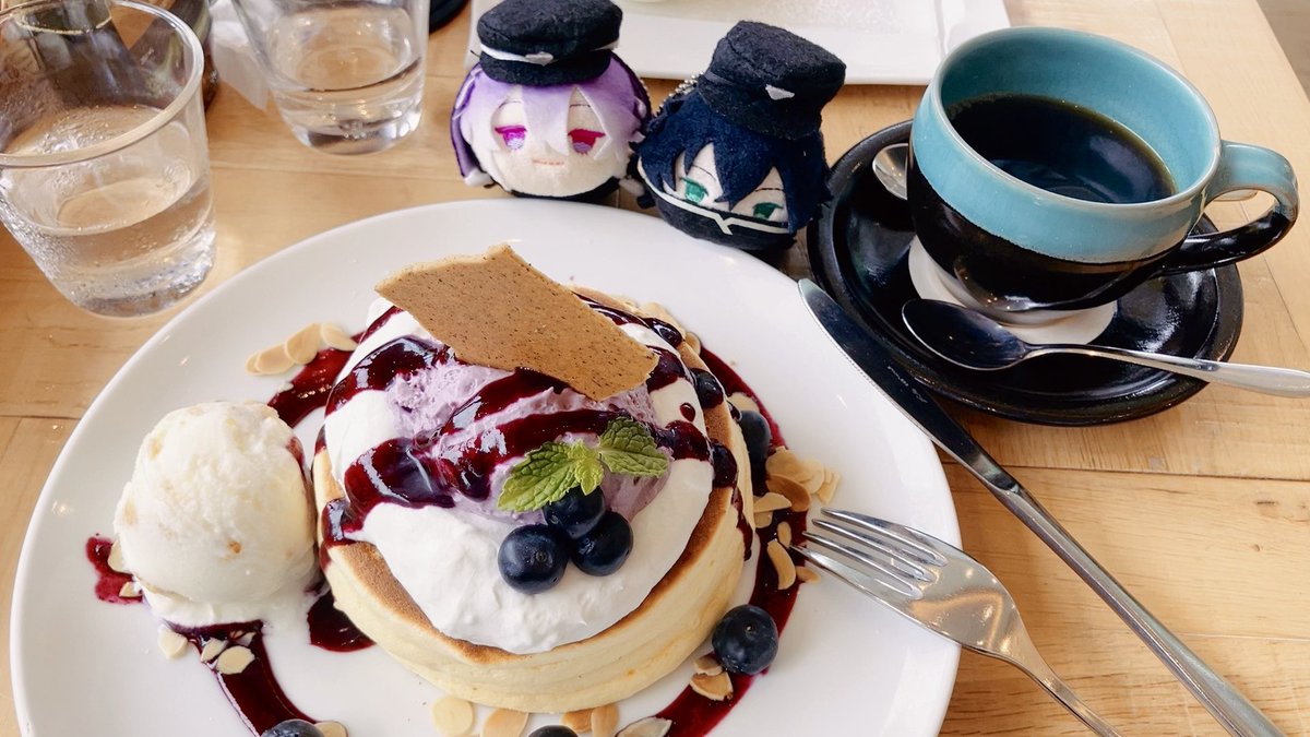 おもち、🫐🥞だよ