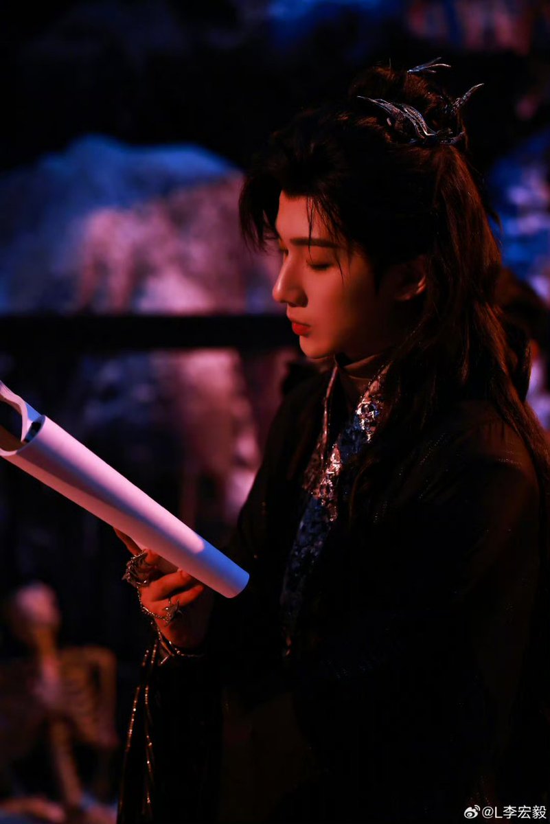 250615| Li Hongyi weibo update 

“Some records”
#李宏毅 #LiHongyi
#揽流光三千
#LoveTravelsThroughTime (1/5)