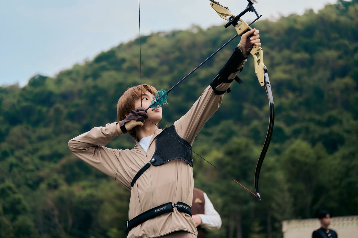 WonderNuNew's tweet image. น้องเล่นเองค่ะนอกจากฟันดาบอยากอวดฉากยิงธนู นุนิวยิงเป้าบินแบบเข้าเป้าจริงโนสแตนอิน นสดทุ่มเทกันสุด ๆ เพื่อเป็นตัวละครและให้ผู้ชมได้รับชมงานคุณภาพ

#ข้ามฟ้าเคียงเธอSeries
#TheNextPrince #NuNew