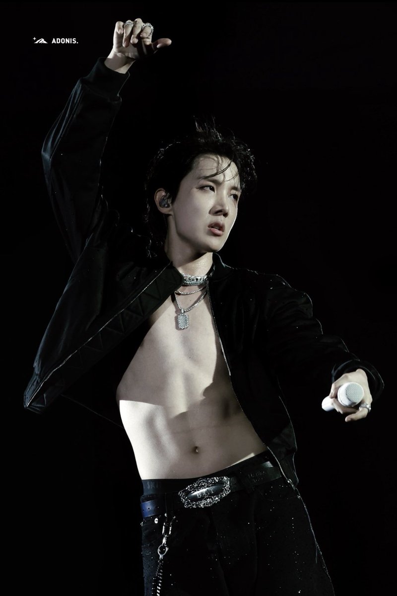 seokiesdiary's tweet photo. i have nothing appropriate to say.. https://t.co/BxuY9xuMwW