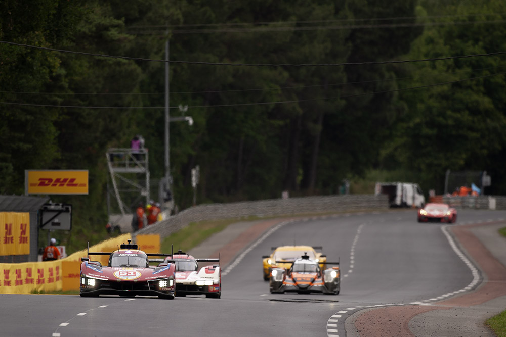 🕖 Le Mans 24H, Hour 16: Ferrari Maintains Sunday Morning 1-2

➡ dailysportscar.com/2025/06/15/le-…

#LeMans24 #WEC