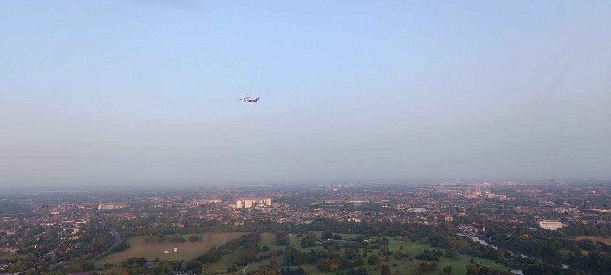 NPASLondon's tweet image. Early bird catches the worm. @British_Airways @HeathrowAirport