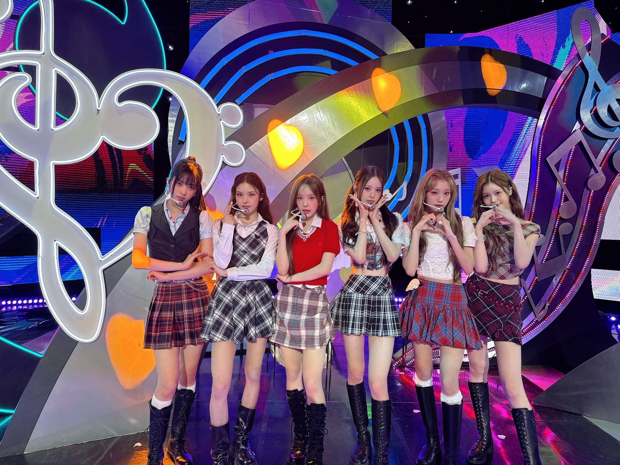 Gtdwp63awAAolPo?format=jpg&name=large