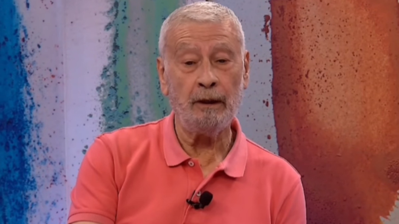 A las mariscadas, bramaban los de Vox criticando a los sindicatos, pero..
Las mariscadas de Vox en Torrevieja, Alicante, más de 500 euros a costa de los vecinos.
La ultraderecha carga a los vecinos del pueblo las facturas de 2 marisquerías en las que estuvieron un fin de semana.