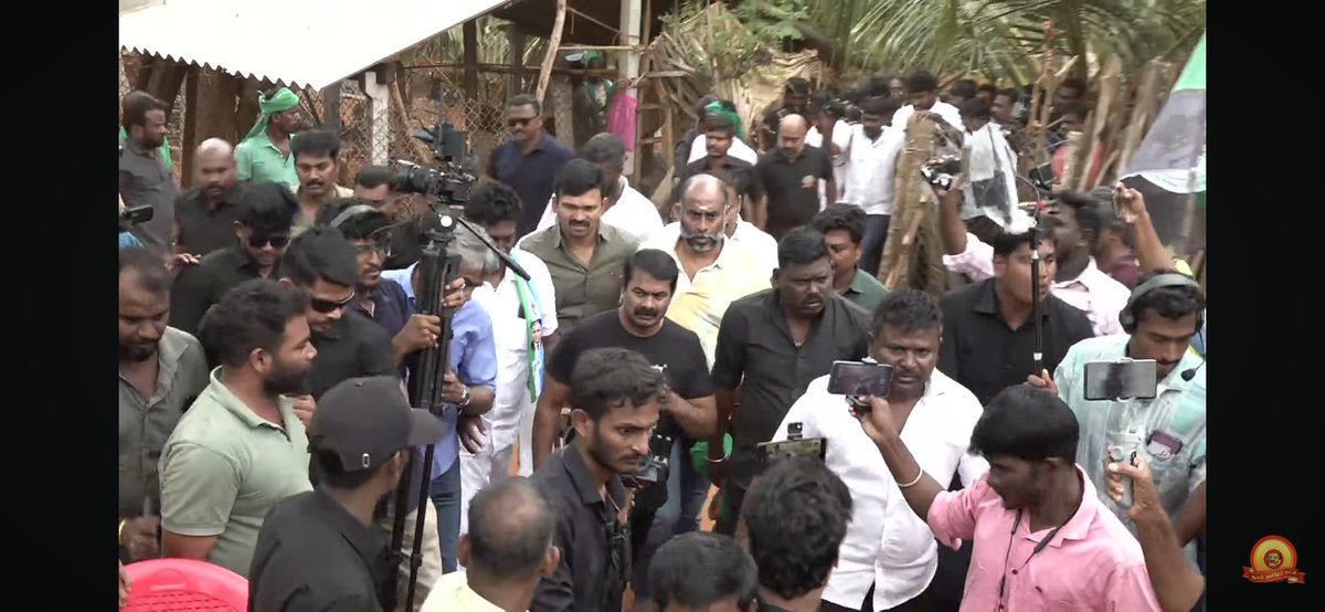 smuvais's tweet image. Big Bro On Field 🔥