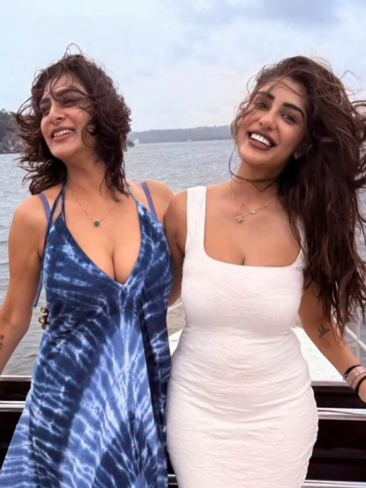 Gte-5DDaEAAvxky?format=jpg&name=900x900