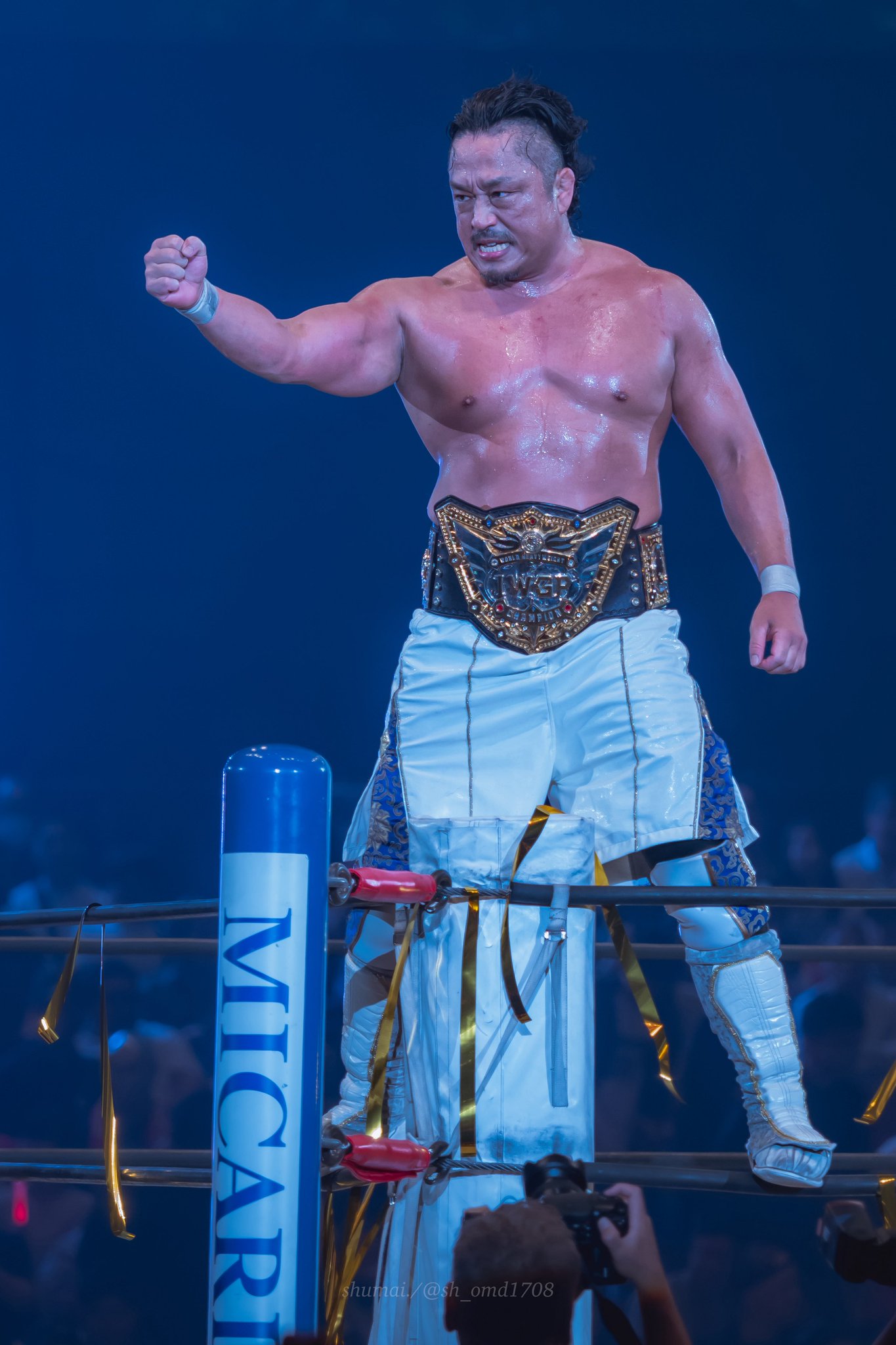 プロレス 潮崎豪選手がノアを退団😳 . 新日にも全日にも来る気配はなさ