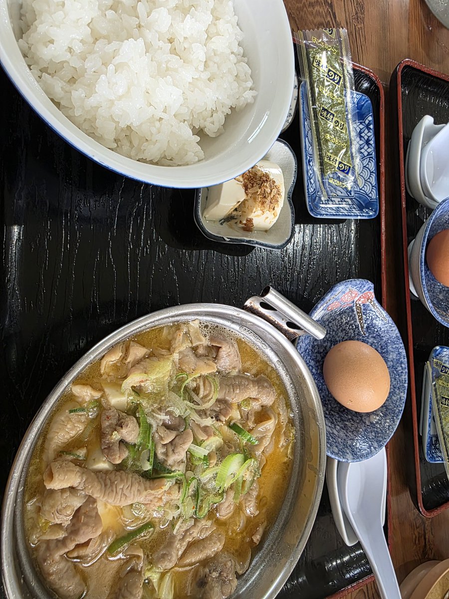 2年前に知って行きたかったささにしき食堂去年行ったら臨時休業だったささにしき食堂今度はインスタもチェックして行ったささにしき食堂並んだけどやらか〜〜〜モツうんめぇ〜〜(*´﹃｀*)お店の方も優しくて明日にでも行きたい位美味しかったよぉぉ〜
 #山形県  #ささにしき食堂  #うまい