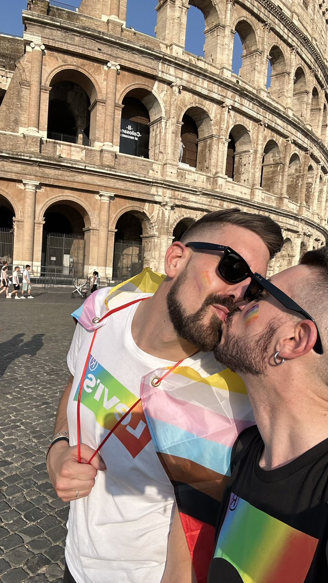 Max_H_Art's tweet image. Love is love 🏳️‍🌈🏳️‍⚧️
#lovefighters #RomaPride #Gaypride2025