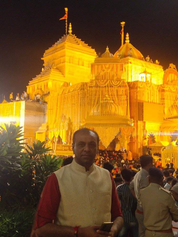 abp asmita ના એડિટર અને વડીલ એવા શ્રી રોનકભાઈ પટેલને જન્મદિવસની ખુબ ખુબ શુભકામનાઓ.
<a href="/ronakpatelabp/">Ronak Patel</a> 
<a href="/ABPGujarati/">ABP Gujarati</a>