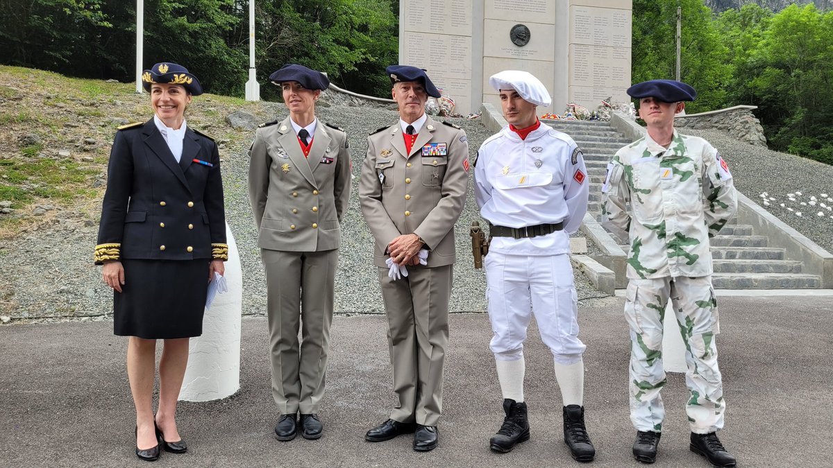 Hommage au Mémorial de l’Infernet - 15 juin 2025

En cette année 2025, marquée par le 80e #anniversaire de la Libération, nous nous réunissons ici, au Mémorial de l’Infernet, haut lieu de la #mémoire résistante en #Oisans. Dans la solennité de ce paysage alpin, nous honorons les