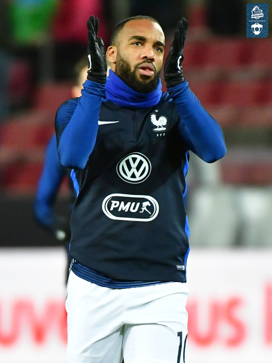 Footballogue tweet media