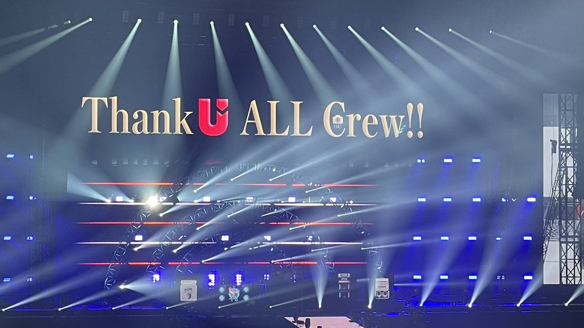 rurucrew's tweet photo. 撮影OKアナウンスきたあーーー！！！！！！！！！
#UVERworld
#東京ドーム
#EPIPHANY https://t.co/97cSnjHna6