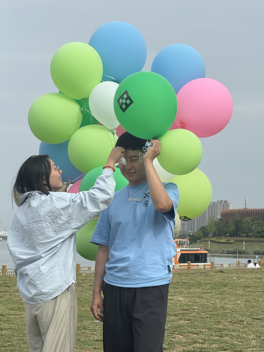 BigdoorAdv's tweet photo. 我们给OKX在父亲节拍了一支可爱的广告片 https://t.co/DogEV8aB9N