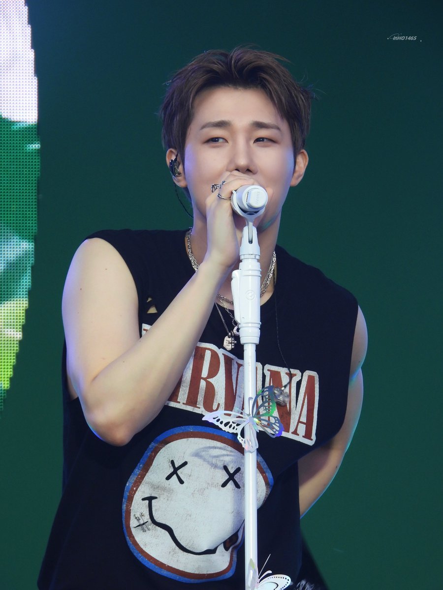 250615 뷰민라 #성규 #김성규

페벌의 神이야 이남자