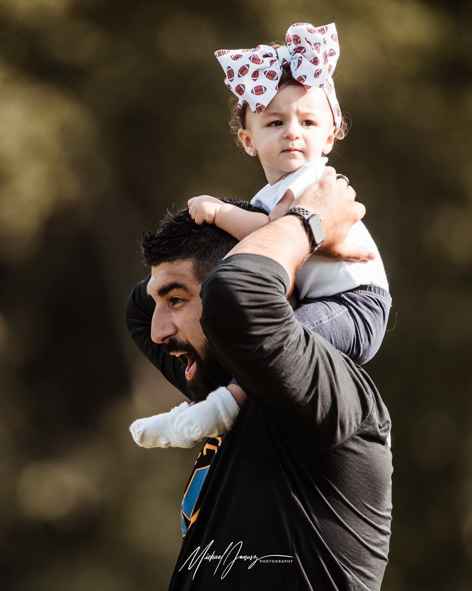 Sophie Farrell tweet media