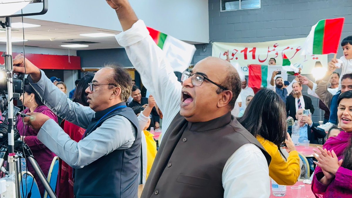 suhail_khanzada's tweet photo. یوم تاسیس کے پروگرام کی تصویری جھلکیاں
#APMSO47YearWithAltaf https://t.co/lW6OUDGqtK